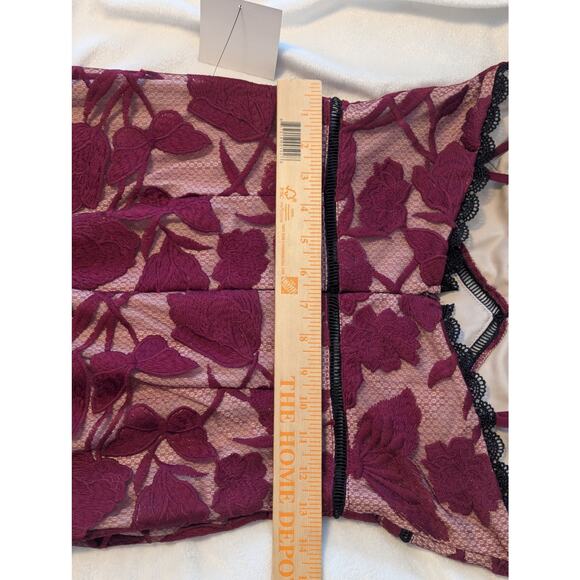 NWT Lulu's Alluring Dream Burgundy Floral Mesh Lace Trumpet Midi Dress Prom S - Picture 6 of 12